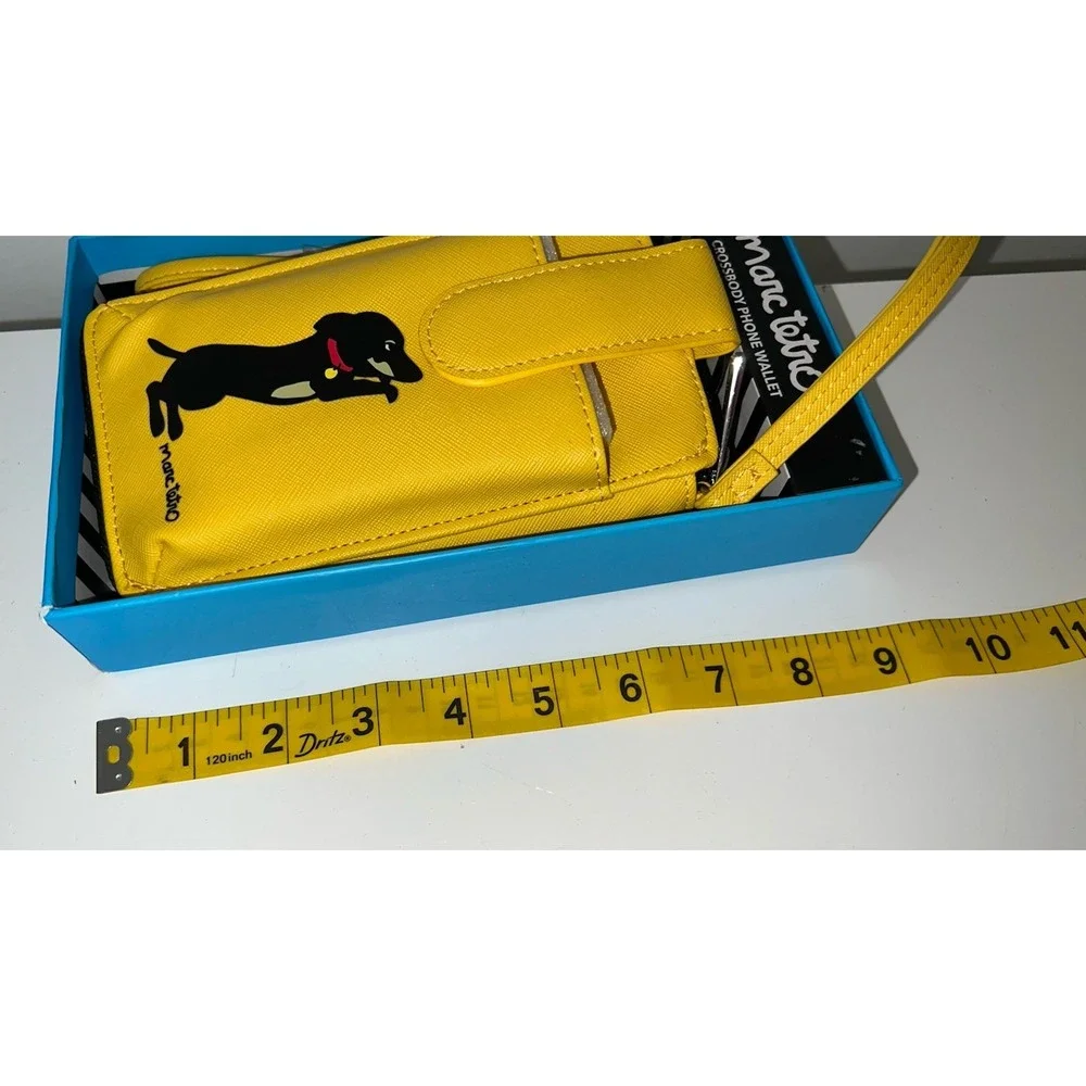 Marc Tetro Crossbody Phone Wallet Yellow Dachshund NWT NIB Gift Dog (5/b29)
